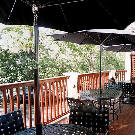 Longwood Inn Brookline Ngoại thất bức ảnh