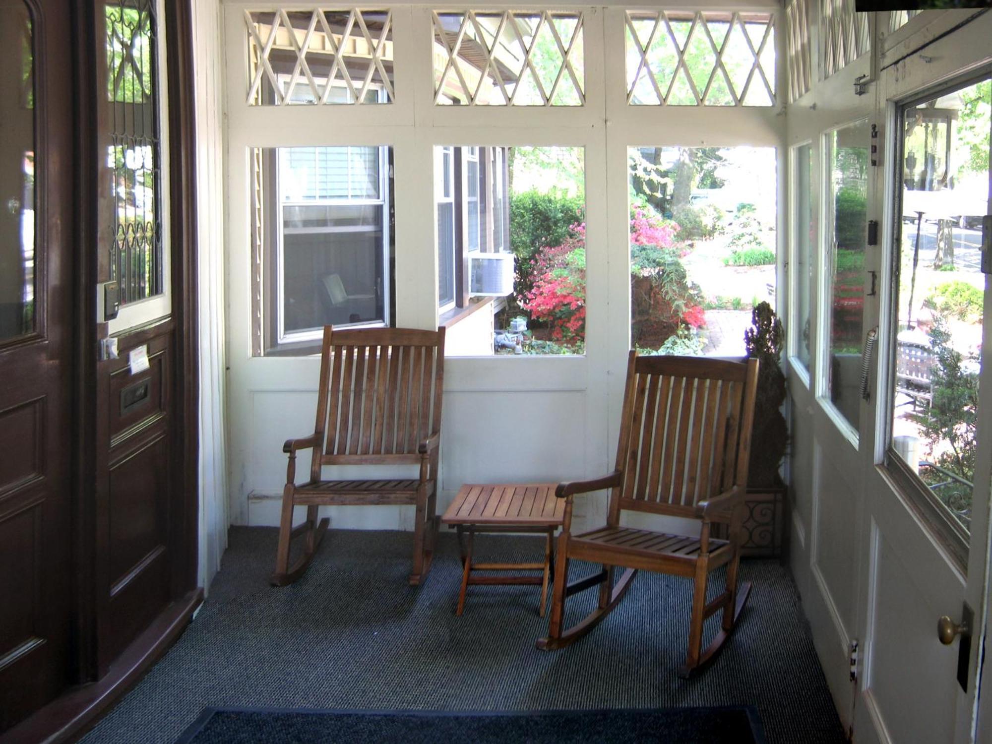 Longwood Inn Brookline Ngoại thất bức ảnh