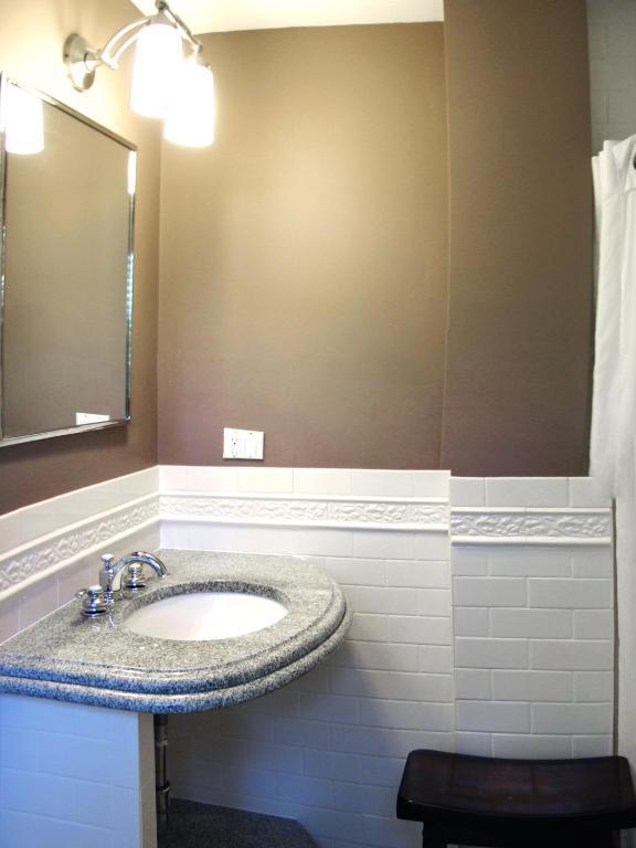 Longwood Inn Brookline Ngoại thất bức ảnh